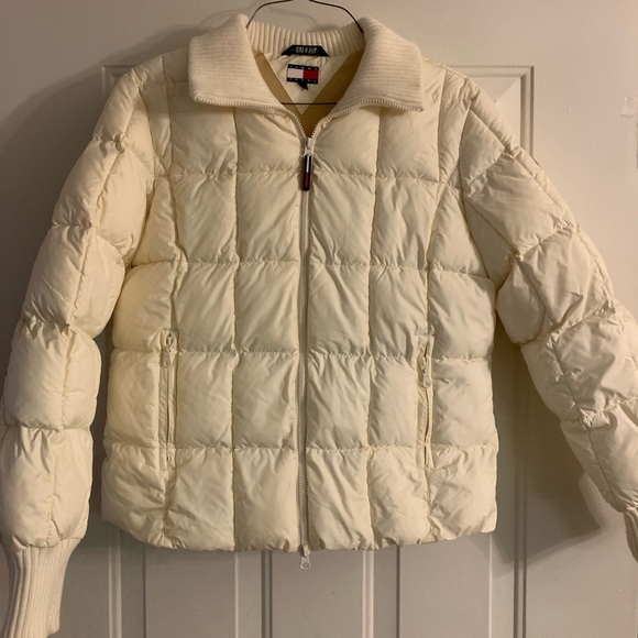 Tommy Hilfiger Jackets & Blazers - Tommy Hilfiger puffer jacket size XL